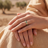 Pascale | Bague vec des pierres vertes