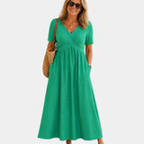 Adriennette | Robe avec décolleté en V croisé et poches