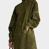 Robe en suédine avec col roulé et franges (version daim)